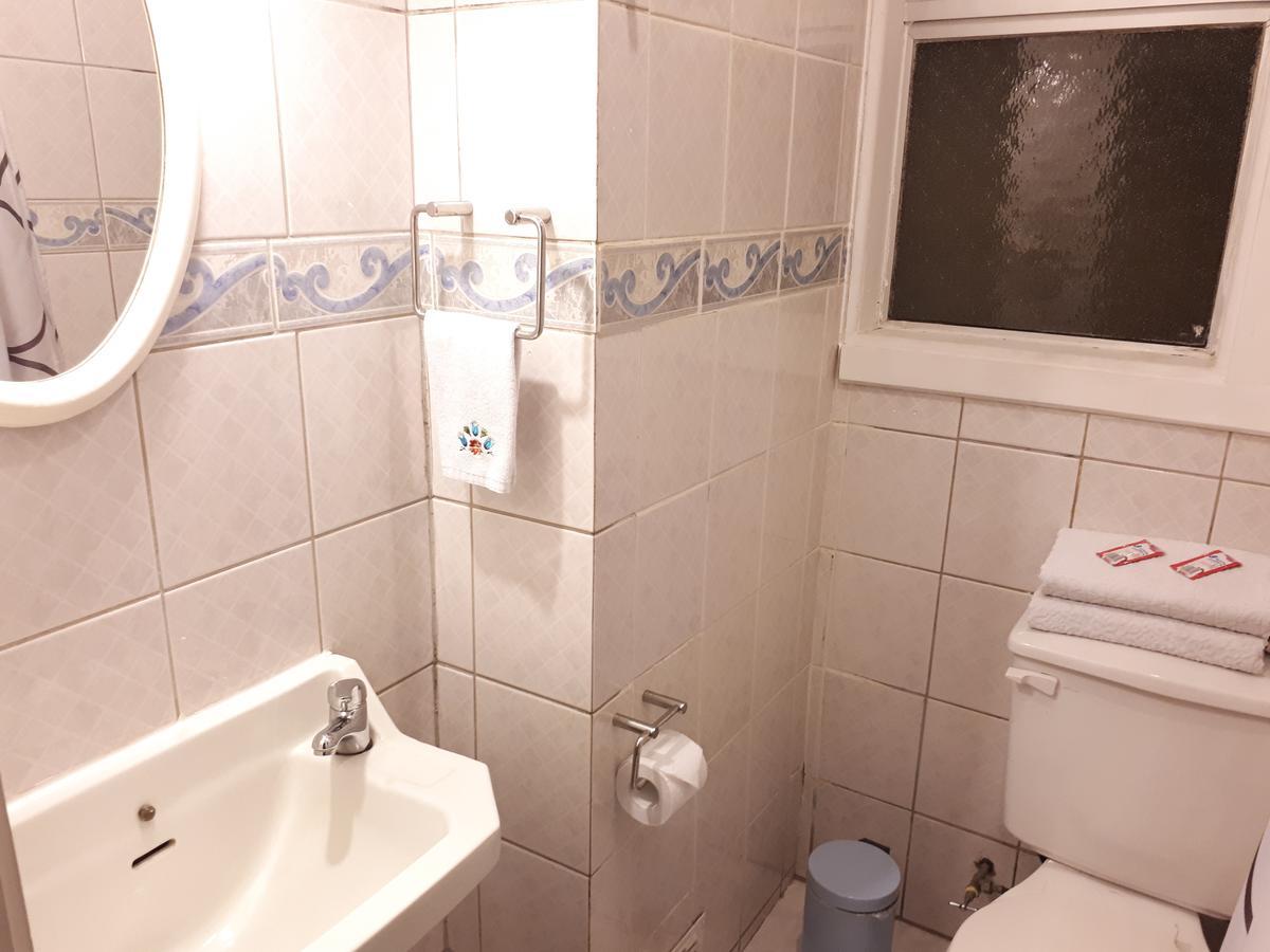 Hostal Mackay Τεμούκο Εξωτερικό φωτογραφία