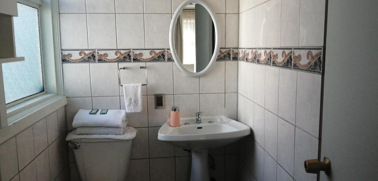 Hostal Mackay Τεμούκο Εξωτερικό φωτογραφία